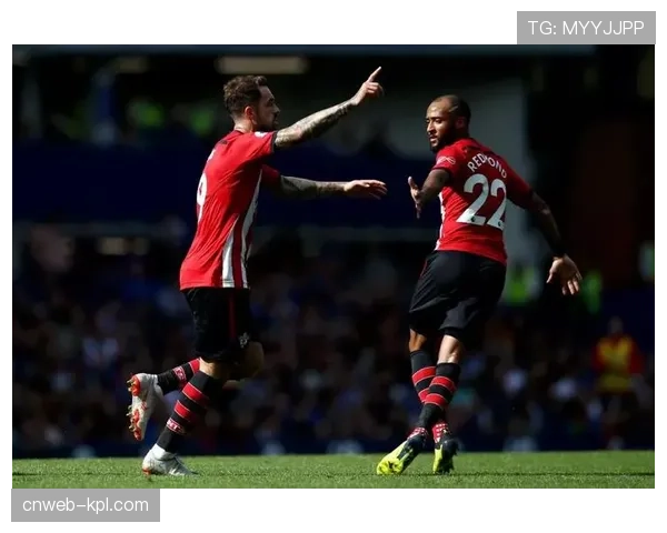 评论:付费墙与版权碎片化——英超海外转播新策略是否在透支球迷热情?